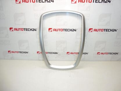 Peugeot 207 dashboardframe 9652089677 8212TP