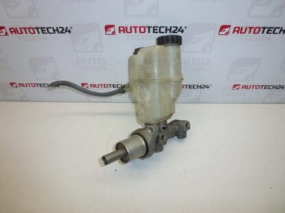 Hoofdremcilinder met reservoir Citroën C5 X7 Peugeot 407 9646980980 4601Y7 4635F7